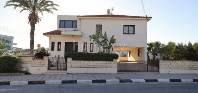Villa a la venta en Larnaca