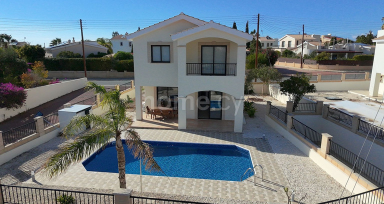 Villa to rent in Paphos