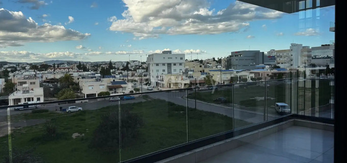Top floor apartment to rent in Larnaca