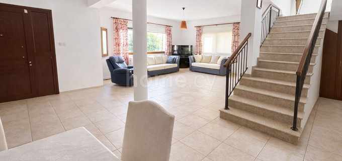 Townhouse to rent in Nicosia