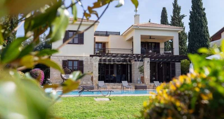 Villa to rent in Paphos