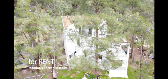 Villa to rent in Limassol