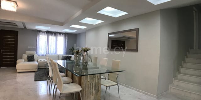 Villa to rent in Limassol