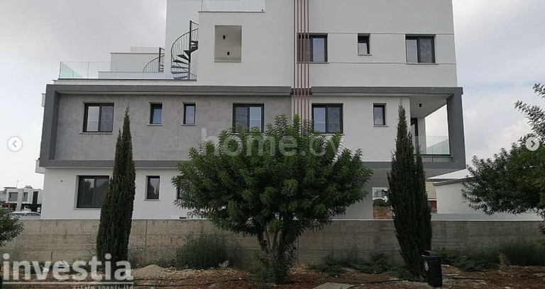 Takvåning att hyra i Larnaca