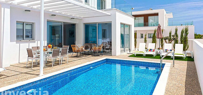 Villa in Ayia Napa zu verkaufen