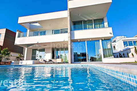Villa for sale in Ayia Napa