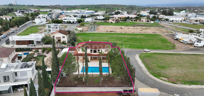 Villa in Nicosia zu verkaufen