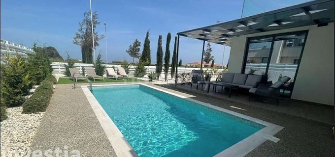 Villa à vendre à Ayia Triada