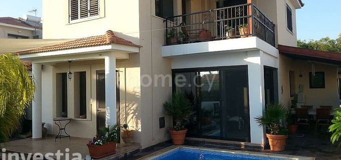 Villa in Larnaca zu verkaufen
