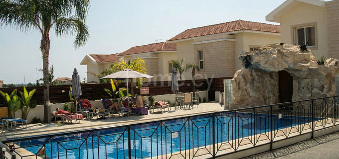 Villa in Larnaca zu verkaufen