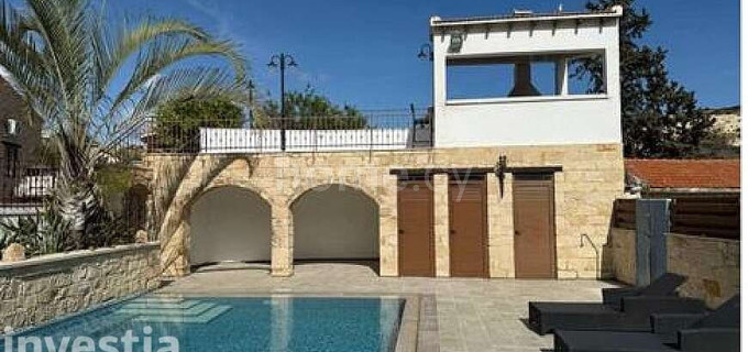 Villa to rent in Limassol