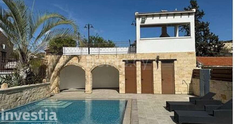 Villa to rent in Limassol