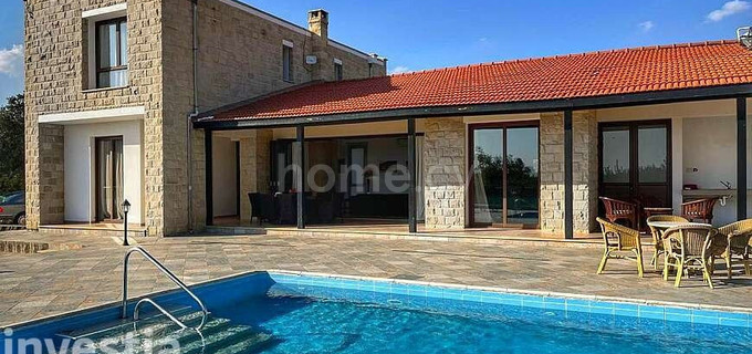 Villa for sale in Larnaca