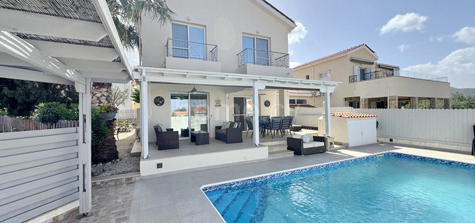 Villa in Paphos zu verkaufen