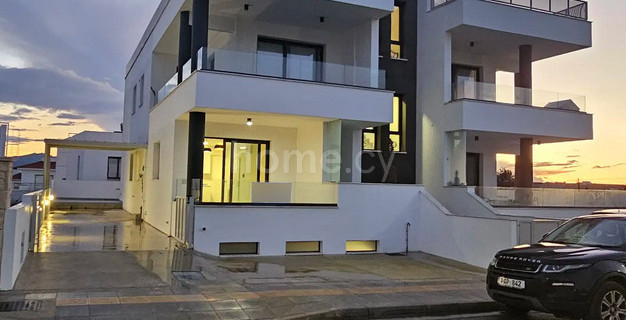 Квартира на первом этаже в аренду в Никосия