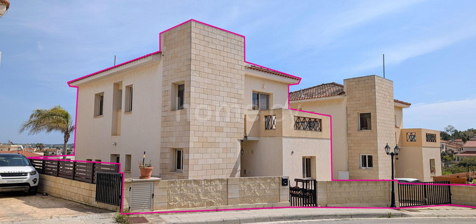 Villa in Larnaca zu verkaufen