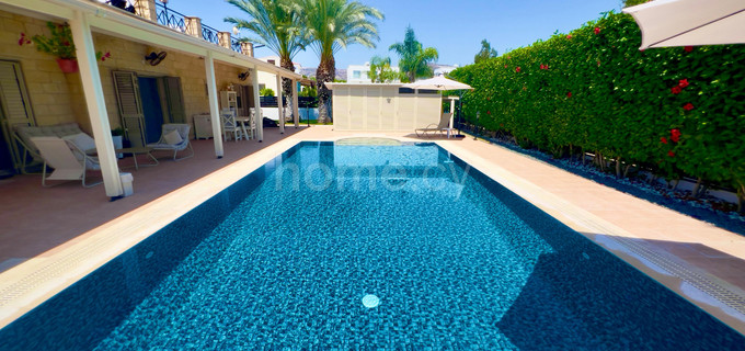 Villa for sale in Paphos