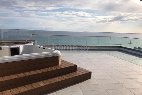 Penthouse apartment for sale in Limassol