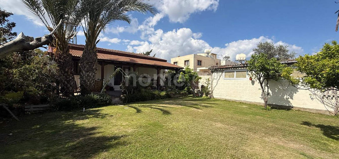 Hus till salu i Larnaca