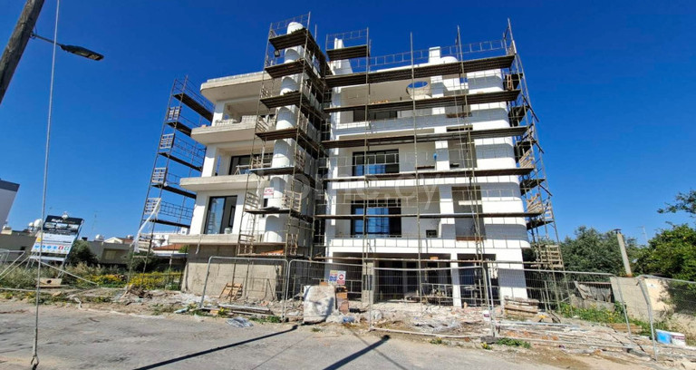 Вилла на продажу в Дериния