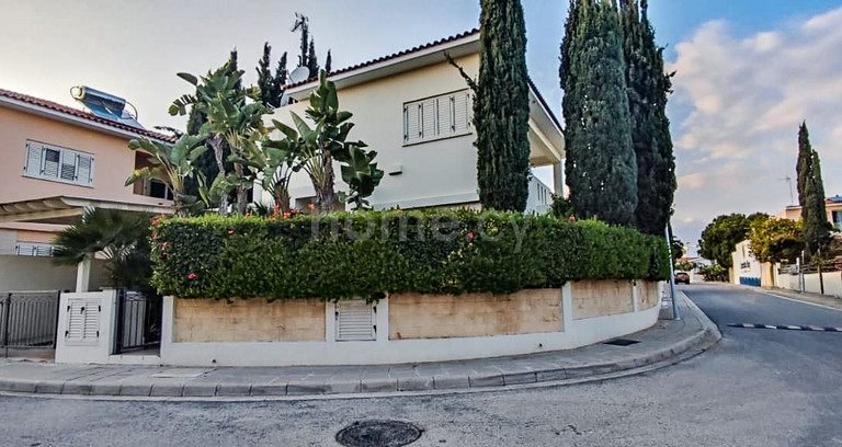 Villa for sale in Larnaca