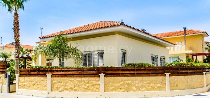 Bungalow na sprzedaż w Larnaca