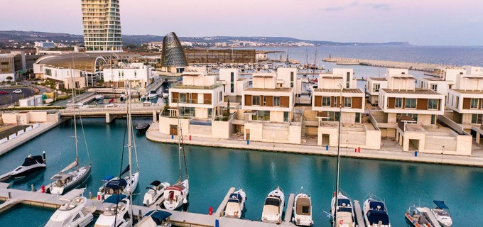 Hus till salu i Ayia Napa