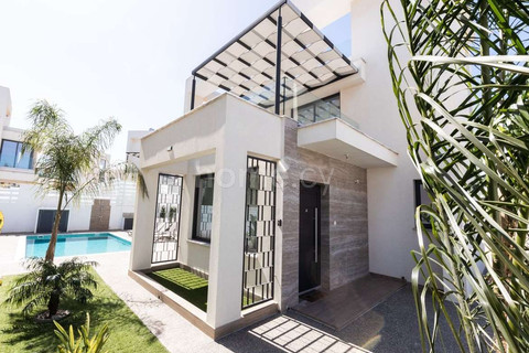 House for sale in Protaras