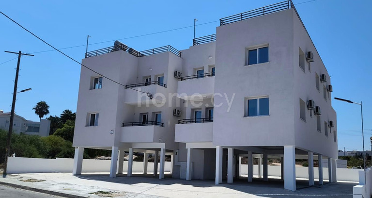 Edificio residencial para alquilar en Kapparis