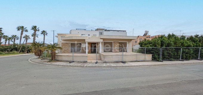 Villa for sale in Larnaca