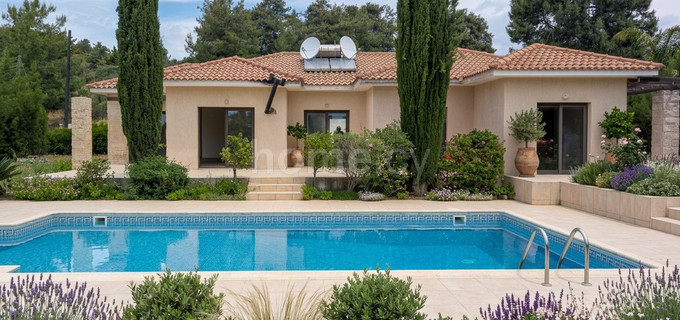 Bungalow for sale in Limassol