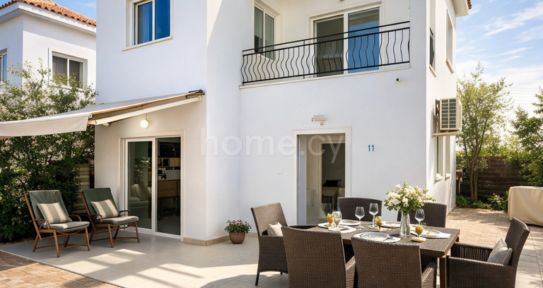 Villa for sale in Pernera