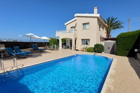 Villa for sale in Paphos
