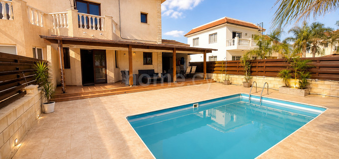 Link-detached house for sale in Liopetri
