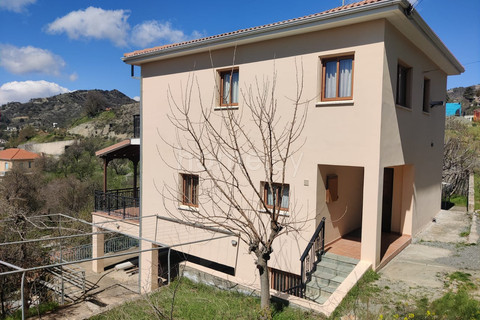 Villa to rent in Limassol