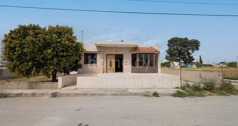Villa for sale in Larnaca