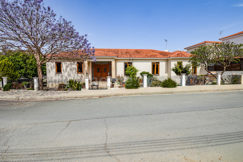 Bungalow in Larnaca zu verkaufen