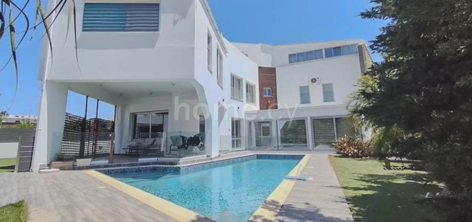 Villa for sale in Larnaca