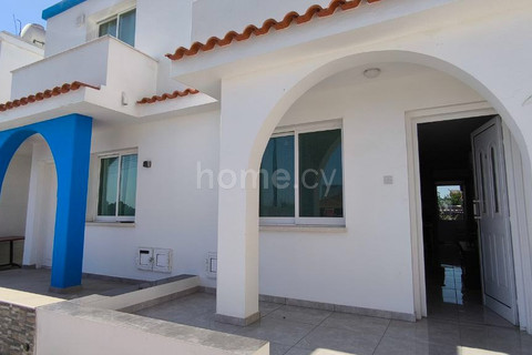 Maisonette to rent in Larnaca