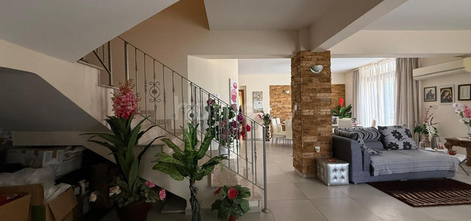 Dachgeschosswohnung in Larnaca zu verkaufen