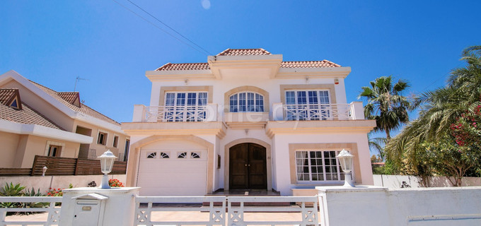 Villa till salu i Larnaca