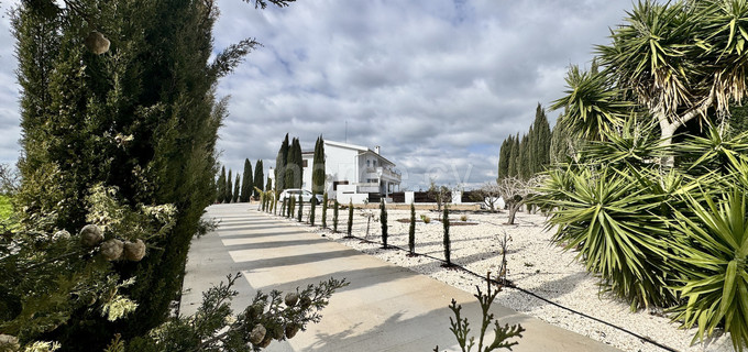 Villa for sale in Paphos
