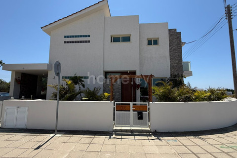 Semi-detached house for sale in Larnaca