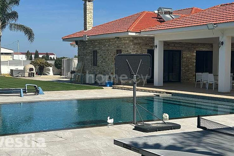 Bungalow to rent in Larnaca