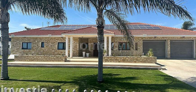 Bungalow to rent in Larnaca