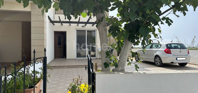 Bottenvåningslägenhet till salu i Larnaca