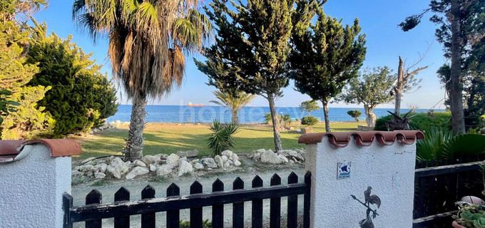 Ημιαυτόνομη μονοκατοικία προς πώληση - Λάρνακα