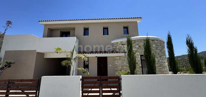 Villa for sale in Larnaca