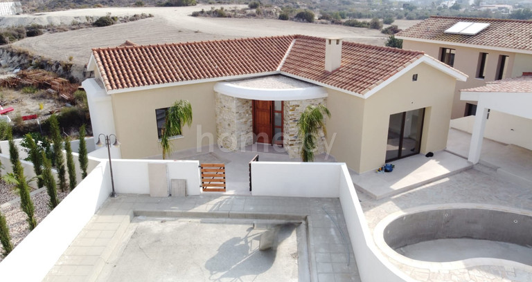 Villa for sale in Larnaca