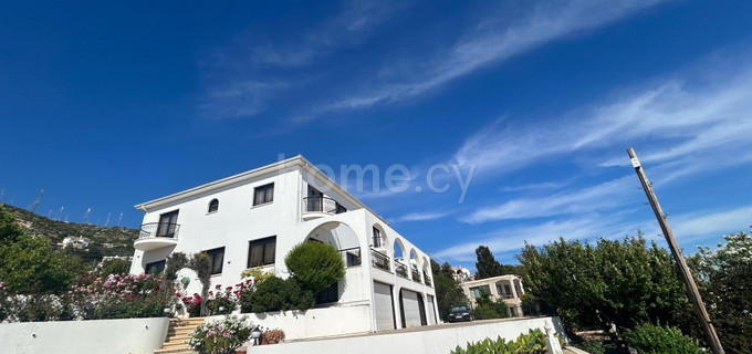 Villa for sale in Paphos